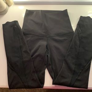 lululemon leggings, 25” i believe, black leggings, size 0